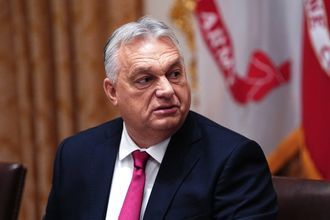ЕС попытается избавиться от Орбана, заявил евродепутат
