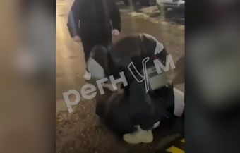 В Москве толпа приезжих избила мужчину за замечание