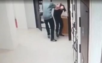 СК опубликовал видео нападения на конвоиров в Долгопрудном