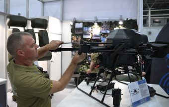 Около 20 тыс. грузовых дронов поступит в войска РФ в 2026 году — Белоусов