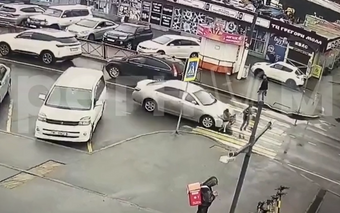 В Иркутске арестовали иностранца, сбившего двух школьников на зебре