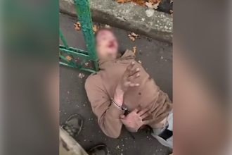 На Украине показали кадры допроса бойца, расстрелявшего пятерых военных ВСУ